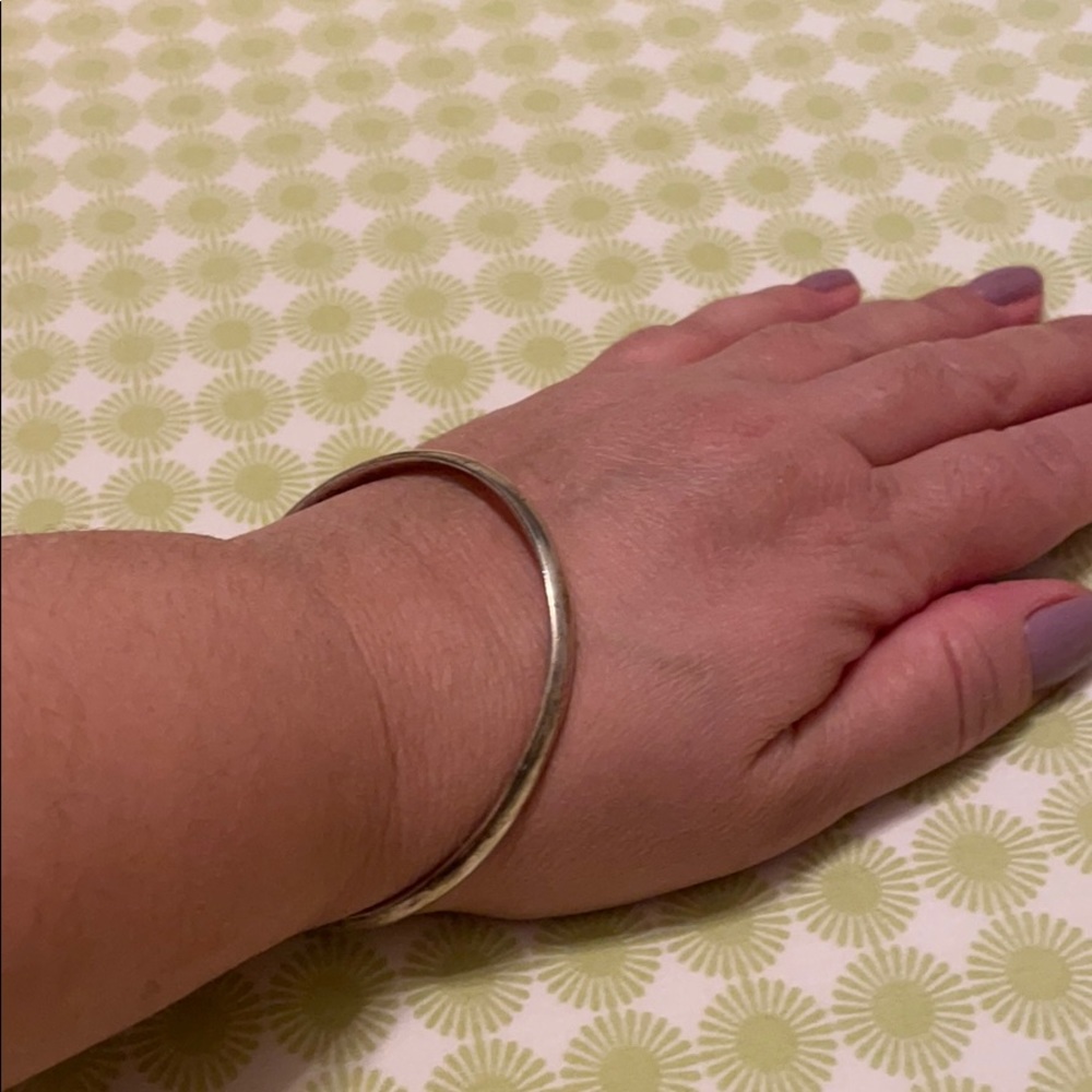 Silver bangle! - Picture 3 of 3